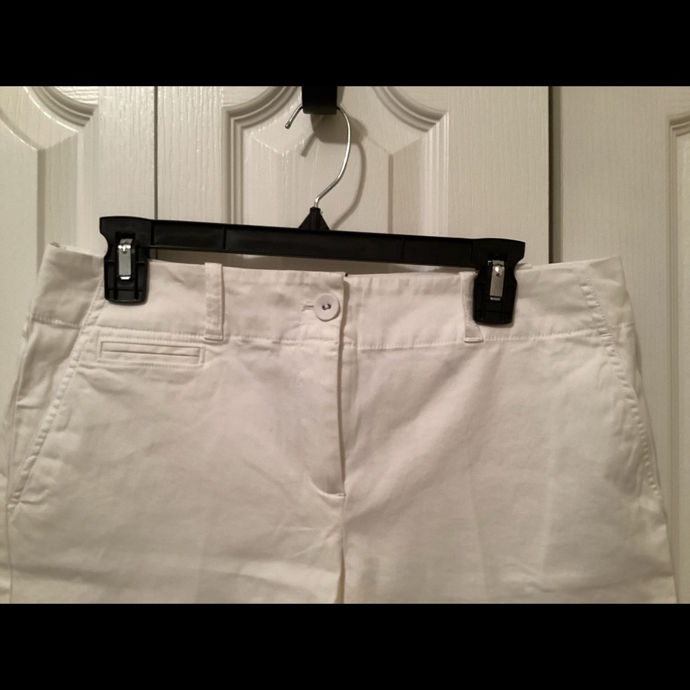 Talbots Women’s Cotton Shorts Size 8 new with tags - Picture 3 of 5
